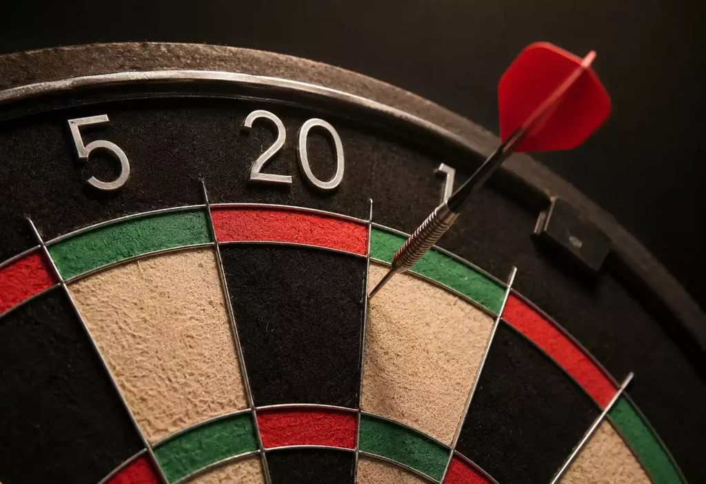 Doppelfeld-Segmente mit Pfeil im Doppel-20 für ein High-Finish-Checkout